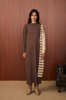 Kahverengi BLOK ÇİZGİLİ ELBİSE