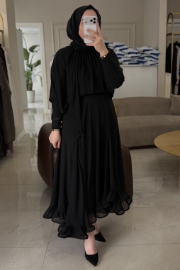 Siyah Volanlı Etek Bluz Takım