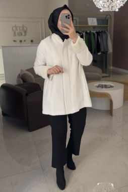 Ekru Yakası Ve Boynu Kürklü Kap