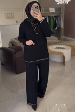 Siyah Kuş Gözü Aksesuarlı Pantolonlu Triko Takım