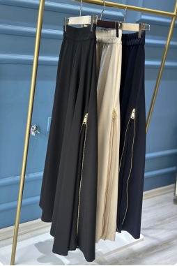 Taş Rozie Yanı Fermuarlı Etek