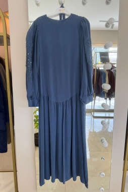 Lacivert İpek Kolları Detaylı Elbise