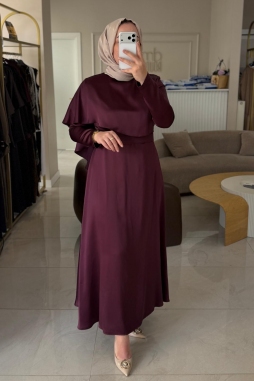 MÜRDÜM AKSESUARLI VOLAN DETAYLI SATEN ELBİSE 2043
