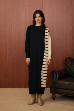 Siyah Blok Çizgili Elbise