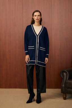 Siyah Kolej Hırka 1555