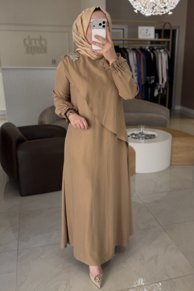 Esswaap Vizon Omuz Aksesuarlı Elbise