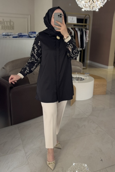 Selinada Siyah Kolları Desenli 3200 Gömlek
