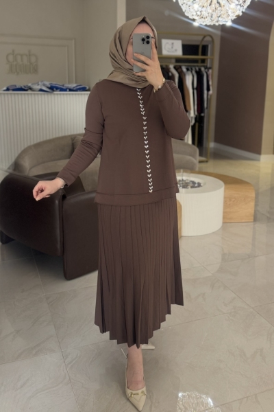 Nuss Kahverengi Taş Detaylı Etekli Takım 1351