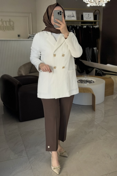 Esswaap Beyaz Gold Düğmeli Kendinden Desenli Ceket