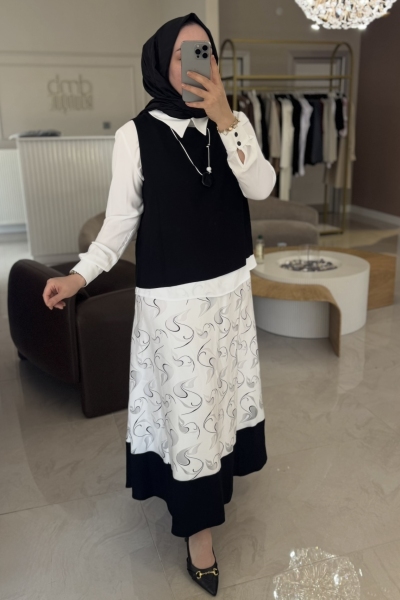 Siyah Eteği Desenli Takım