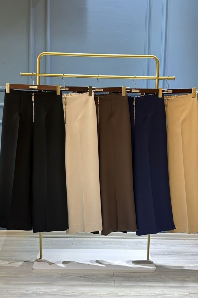 Beyaz Fermuar Geniş Paça Pantolon